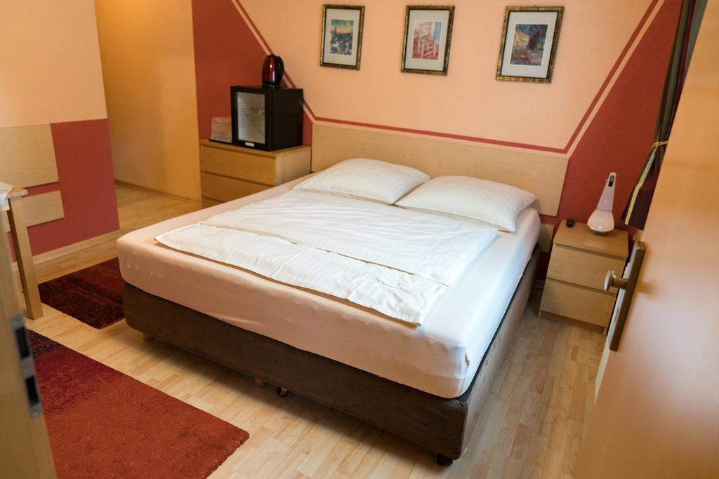City Hotel Hilden Eksteriør billede